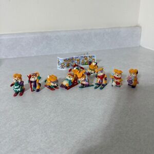 Vintage Kinder Surprise Ferrero The Eco Bunnies Set of 10 Winter Sport Figurines